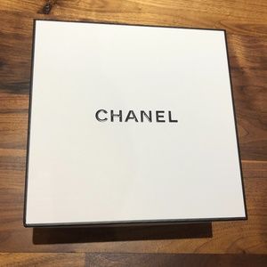 AUTHENTIC CHANEL GIFT BOX